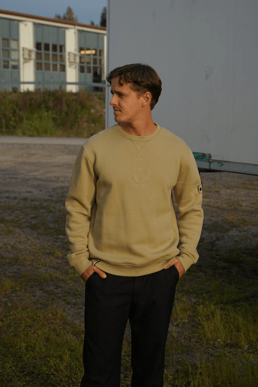 SLATE GREEN CREWNECK - Who's ACE