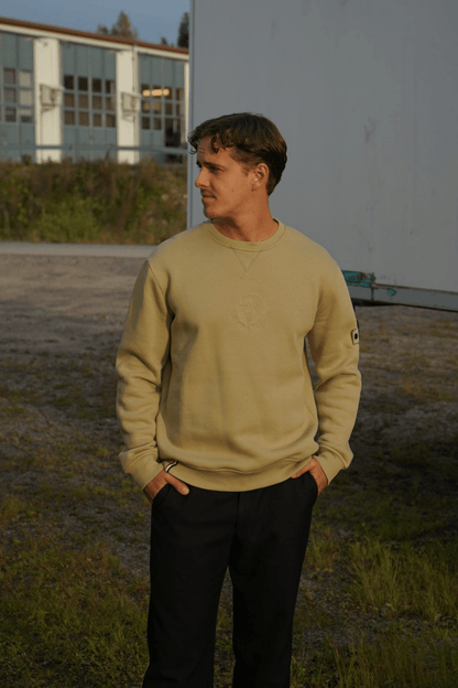 SLATE GREEN CREWNECK - Who's ACE