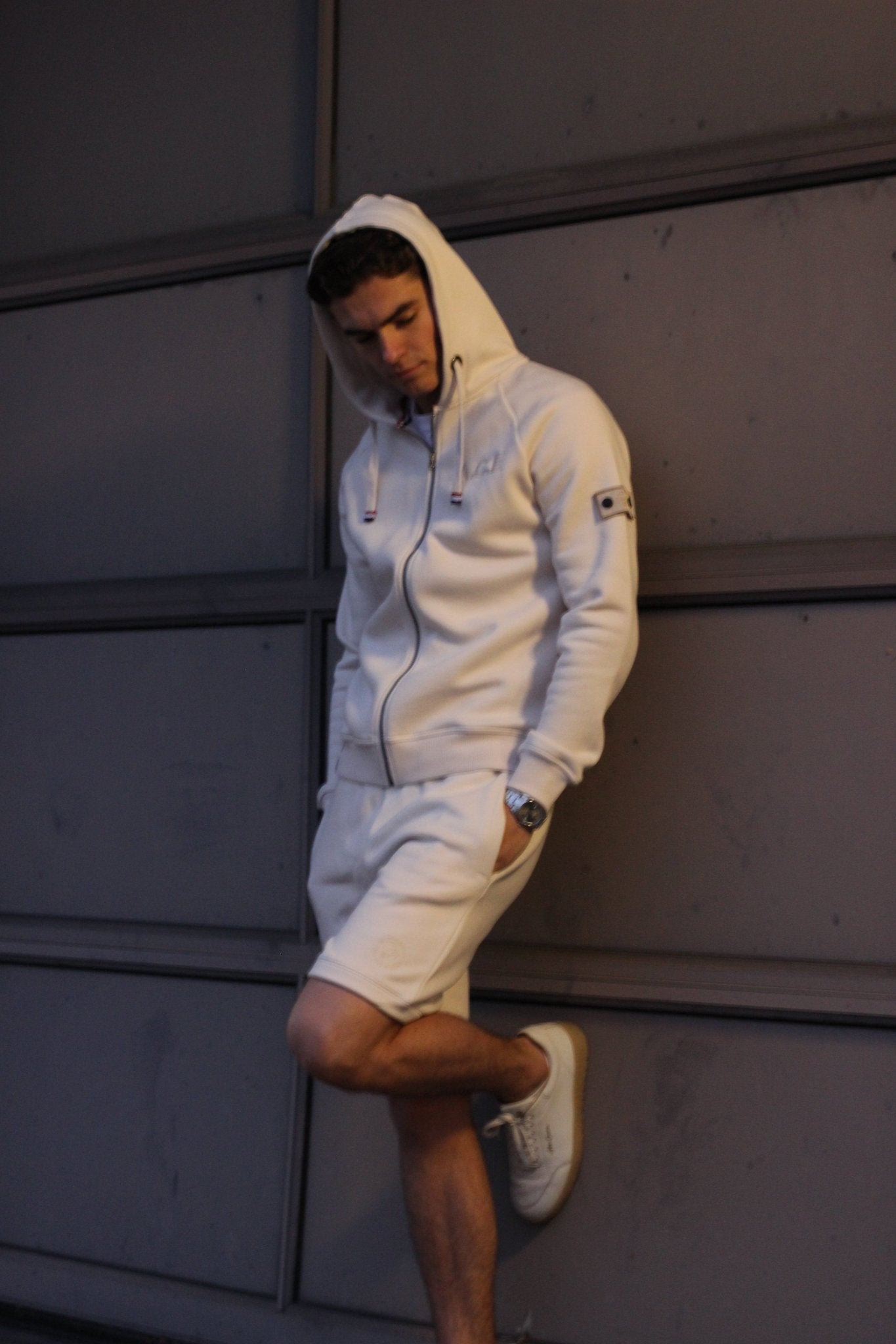 White Set - Zip - Who's ACE