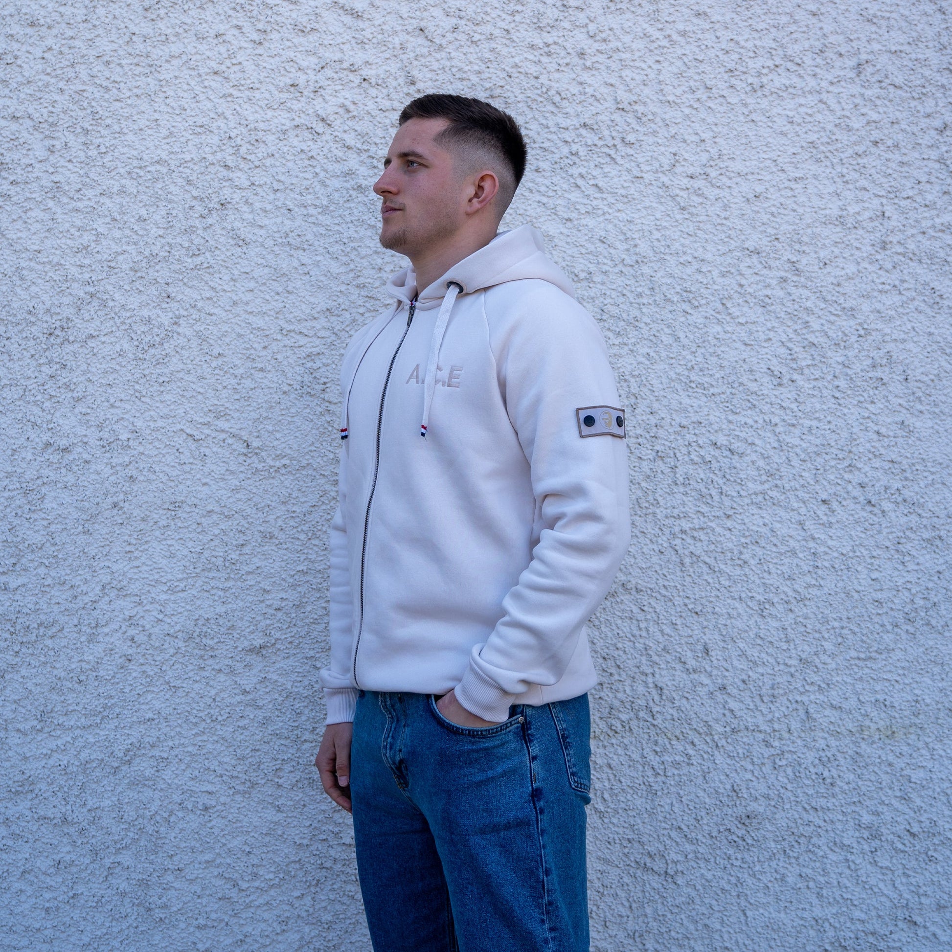 WHITE ZIP HOODIE - Who's ACE